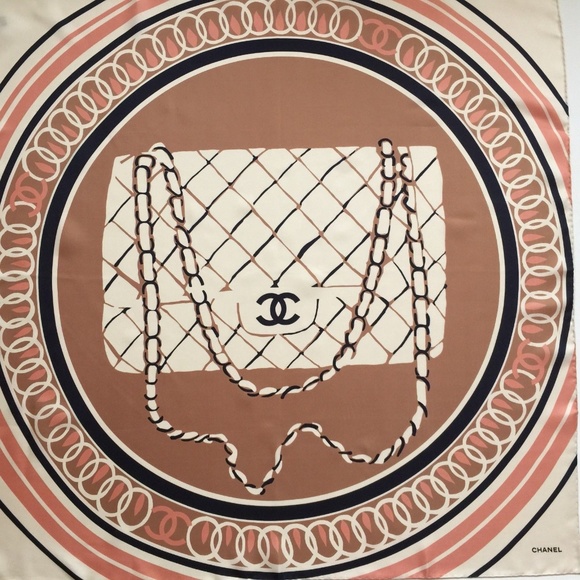 CHANEL IVORY BAG GEOMETRICSCARF 100% Silk - Picture 2 of 7